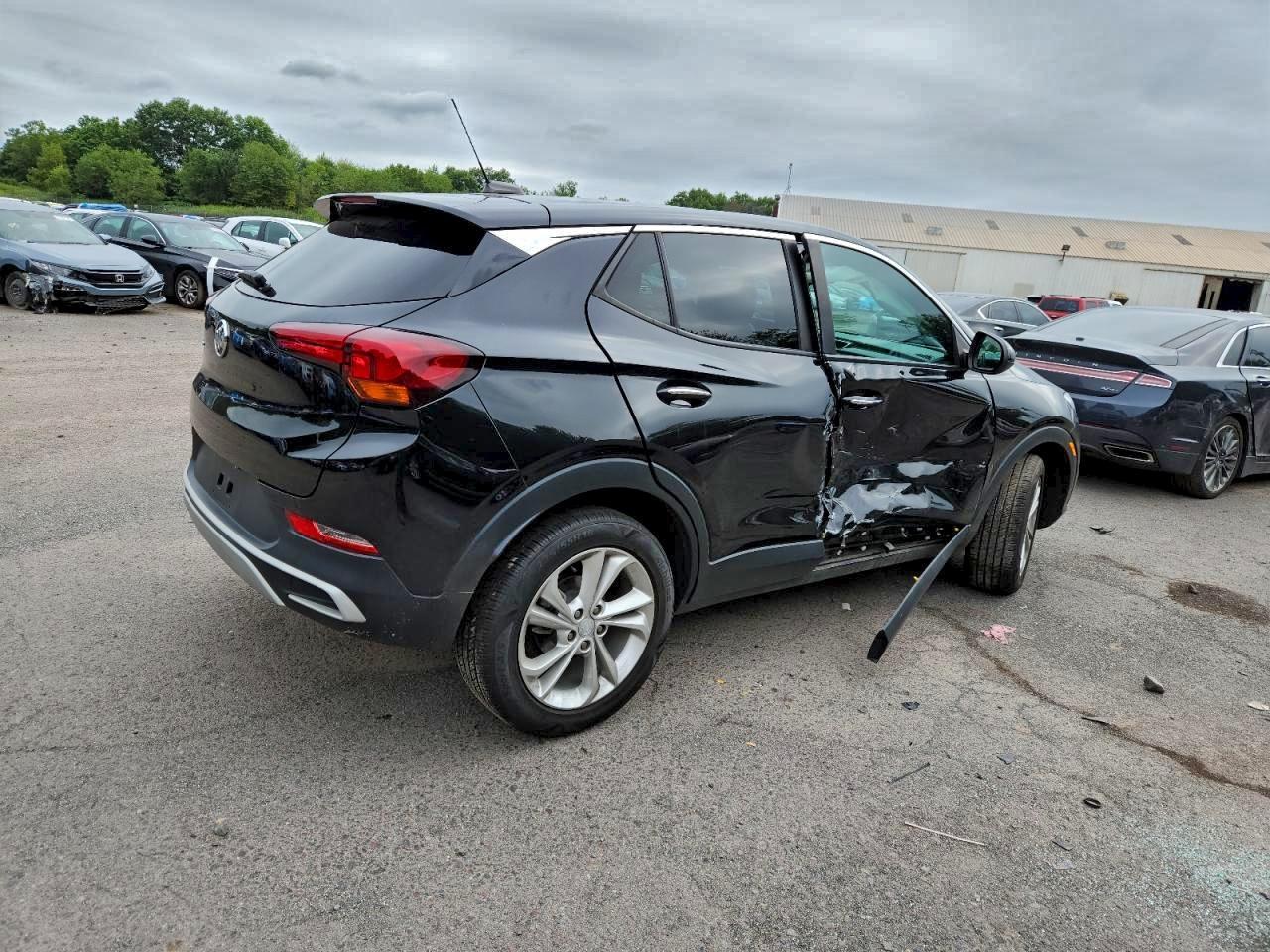 2022 Buick Encore Gx Preferred - Image 3