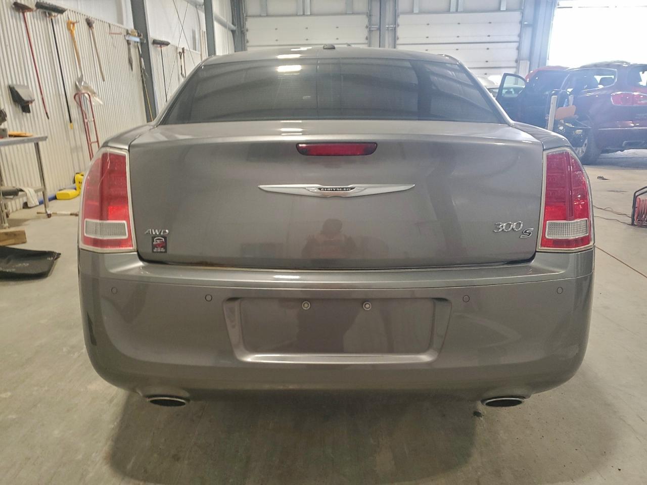 2012 Chrysler 300 S - Image 6