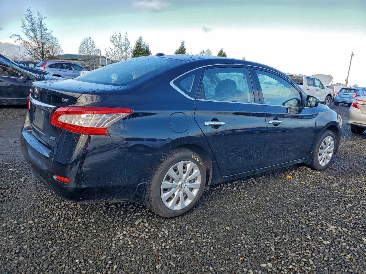 2014 Nissan Sentra S - Image 3