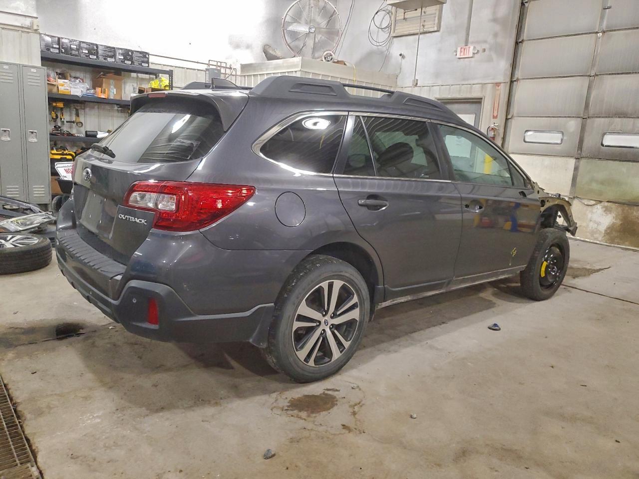 2018 Subaru Outback 2.5I Limited - Image 3