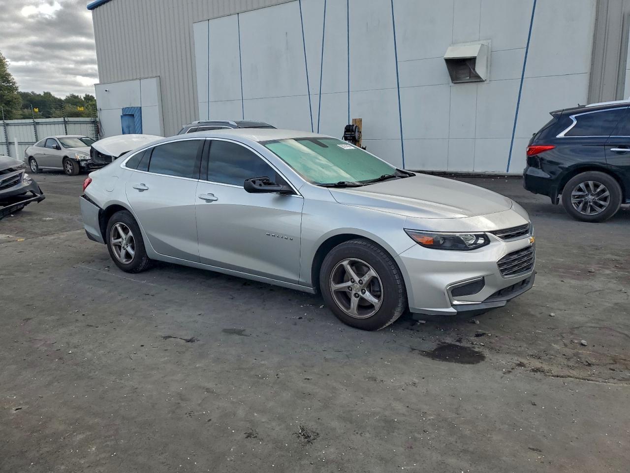 2016 Chevrolet Malibu Ls - Фото 4
