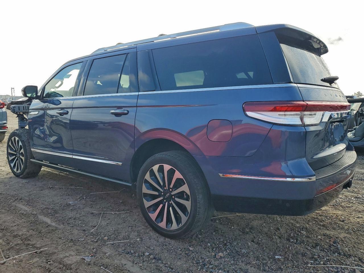 2023 Lincoln Navigator L Reserve - Фото 2