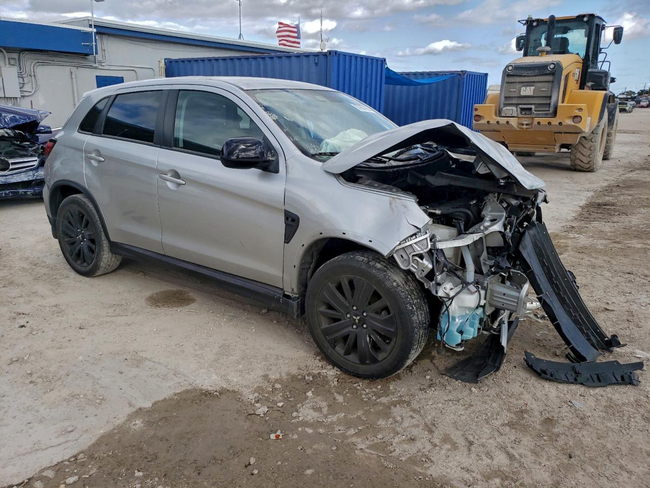 2022 Mitsubishi Outlander Sport Es - Фото 4