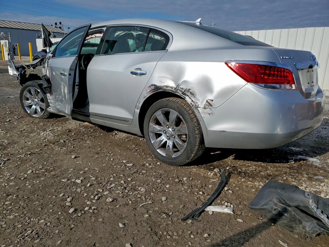 2010 Buick Lacrosse Cxl - Image 2