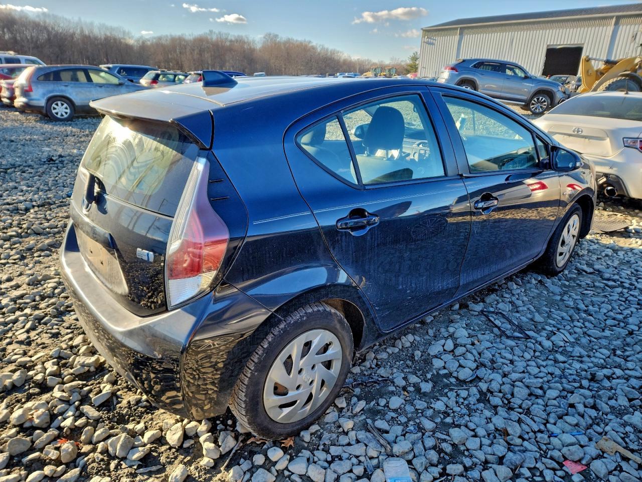2016 Toyota Prius C - Фото 3