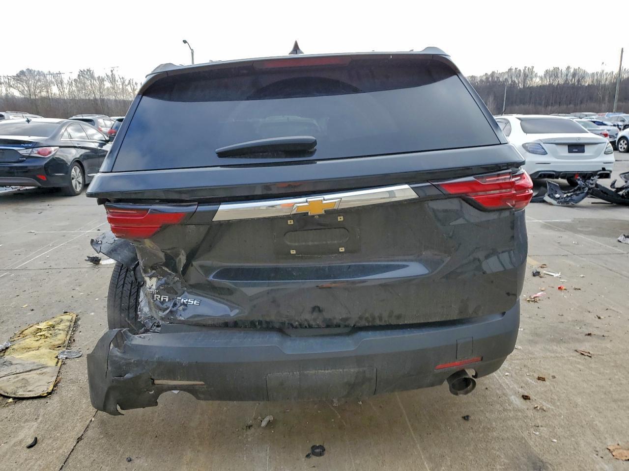 2022 Chevrolet Traverse Ls - Фото 6