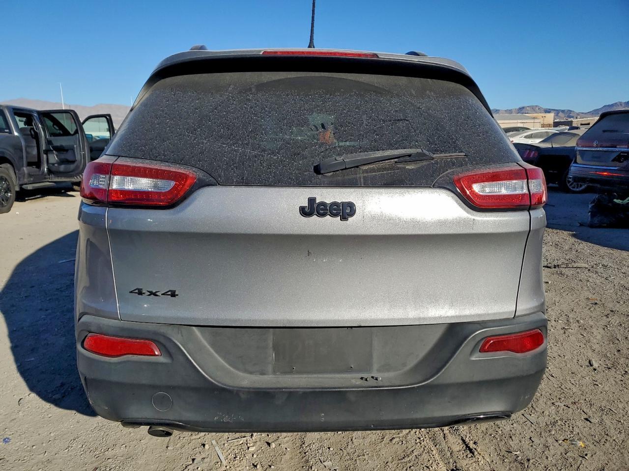 2017 Jeep Cherokee Sport - Image 6