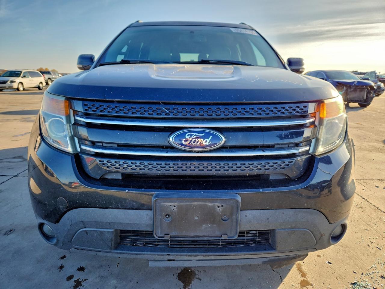 2014 Ford Explorer Limited - Image 5