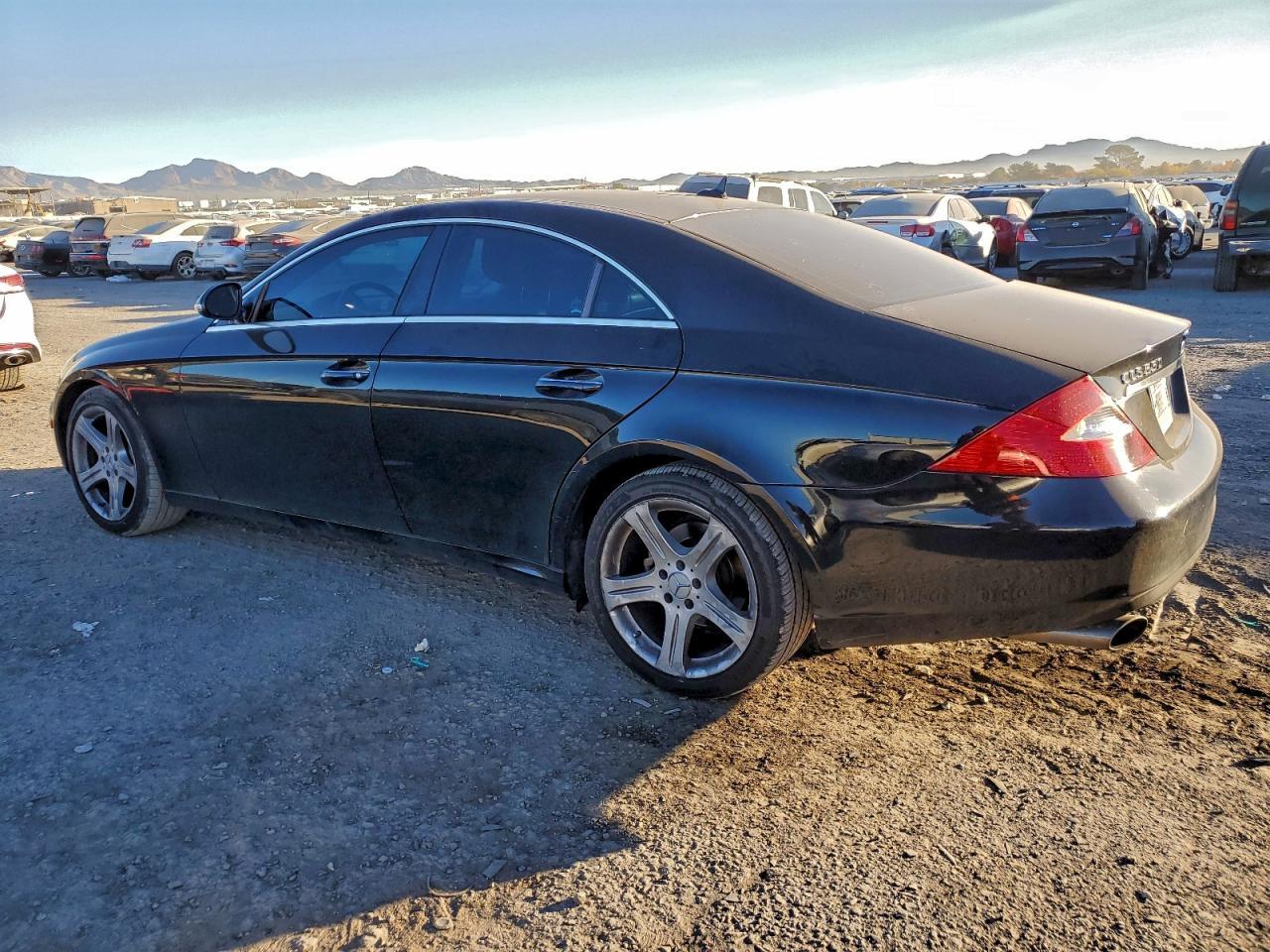 2007 Mercedes-Benz Cls 550 - Image 2