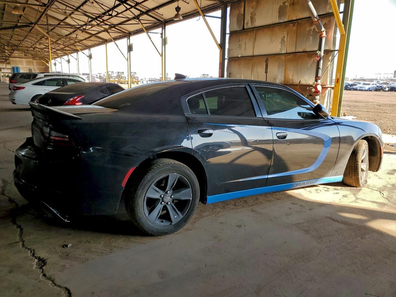 2016 Dodge Charger Sxt - Фото 3