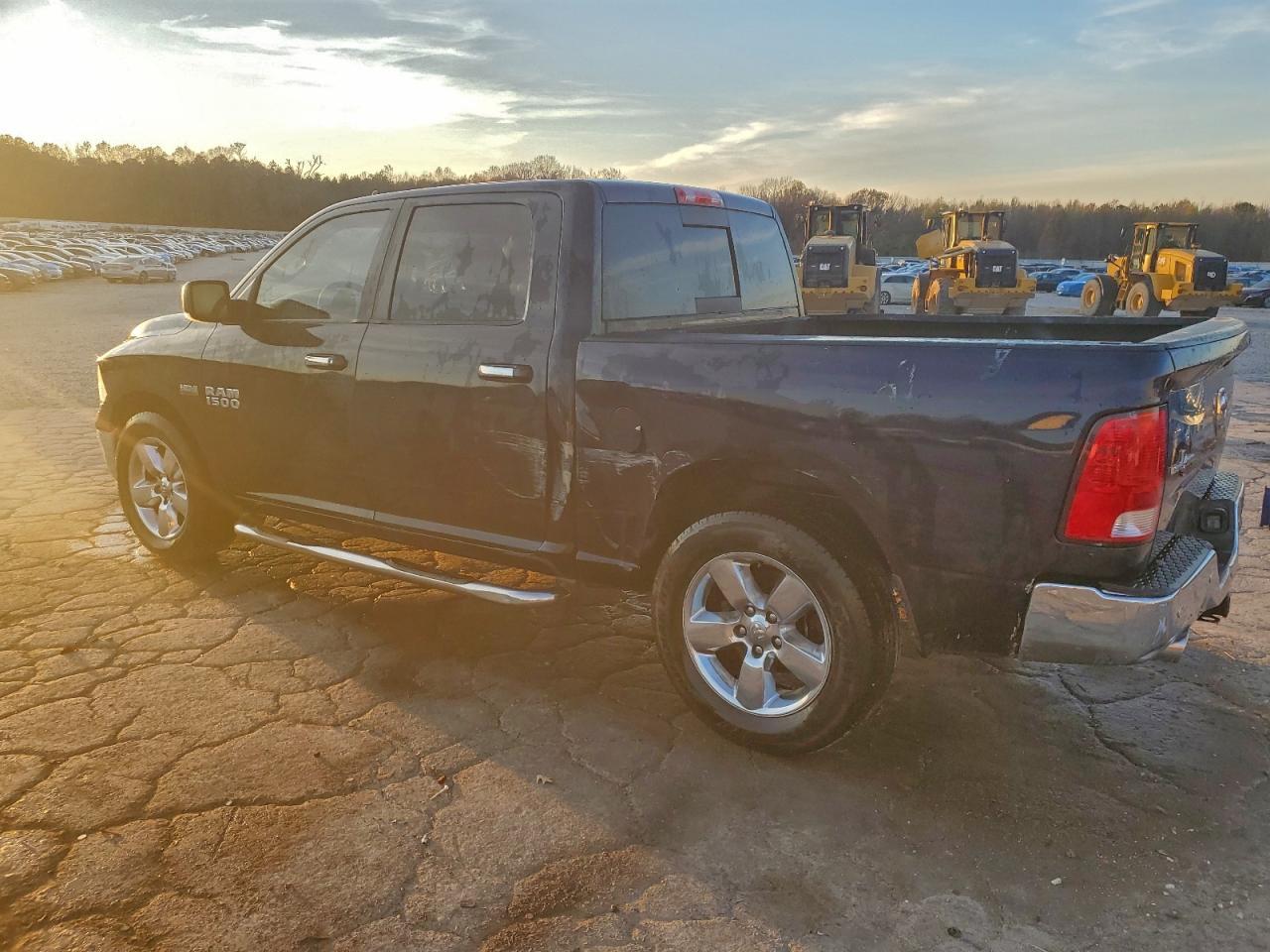 2016 Ram 1500 Slt - Фото 2