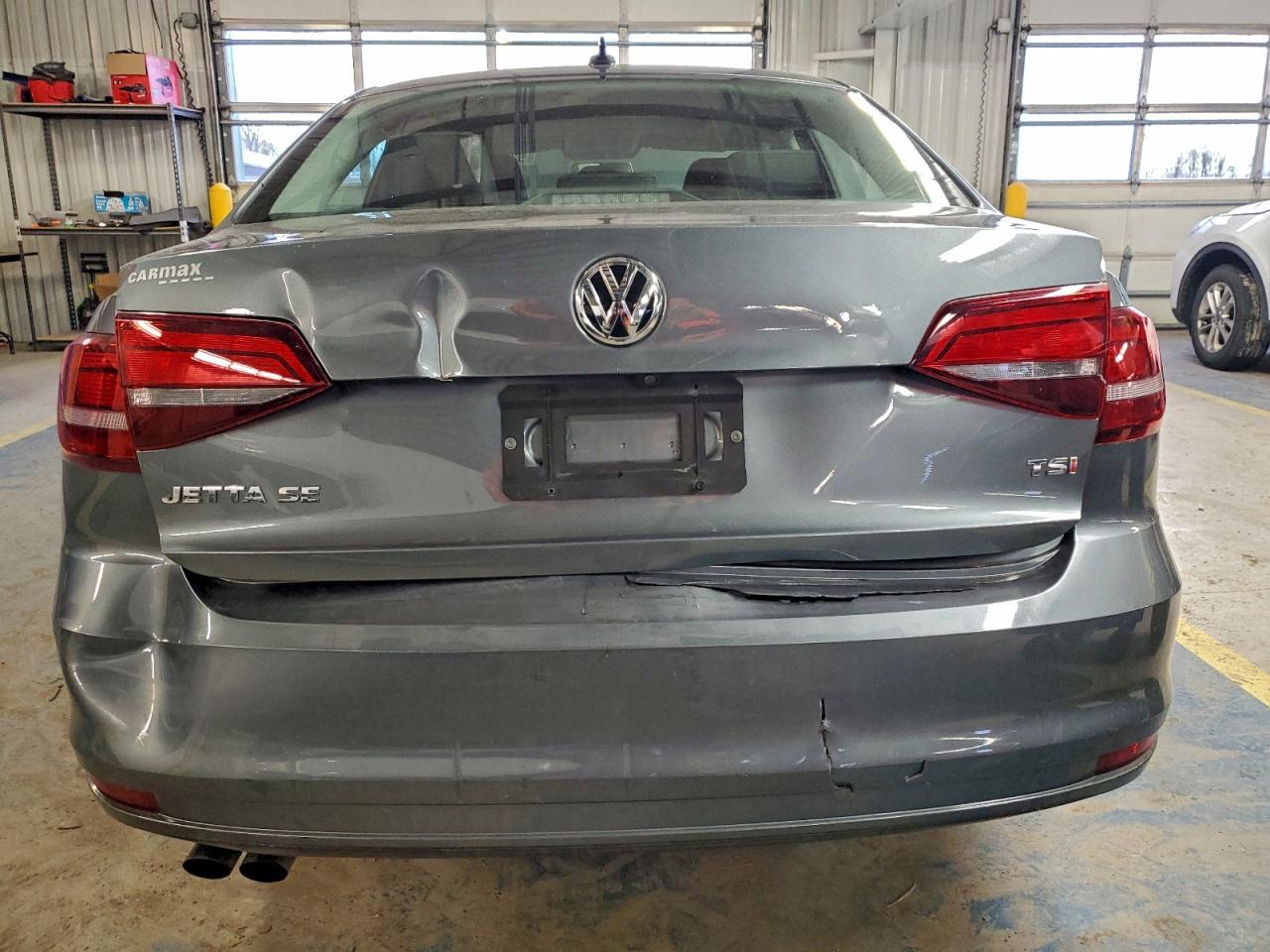2017 Volkswagen Jetta Se - Image 6