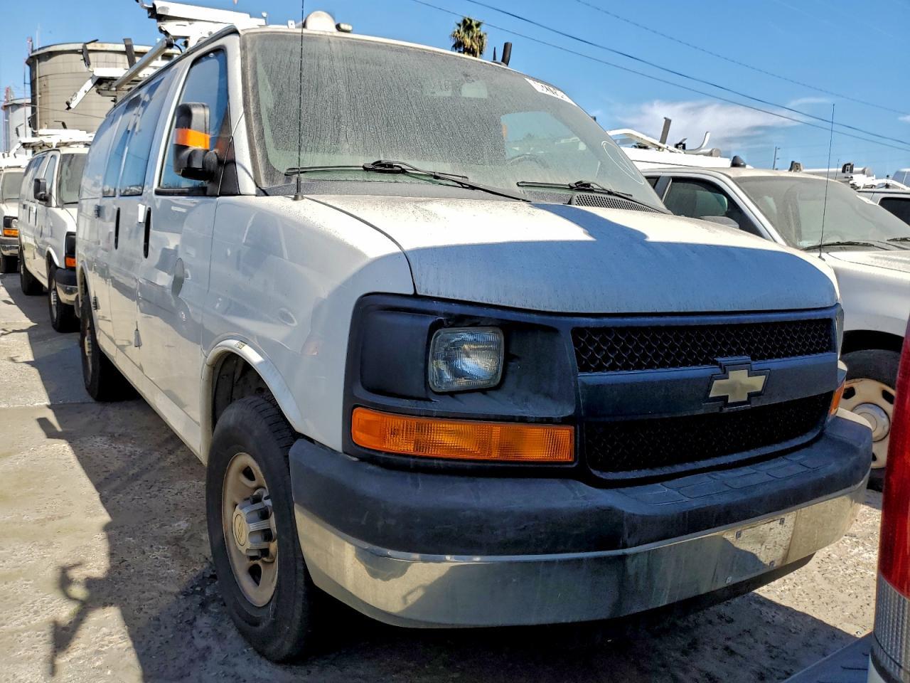 2014 Chevrolet Express G2500 * Cargo * Pri Fleet * - Image 5