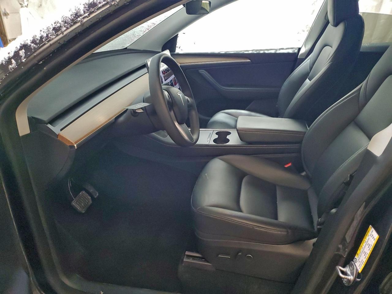 2024 Tesla Model Y - Фото 7