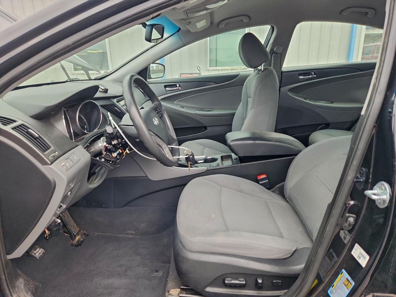 2013 Hyundai Sonata Gls - Image 7
