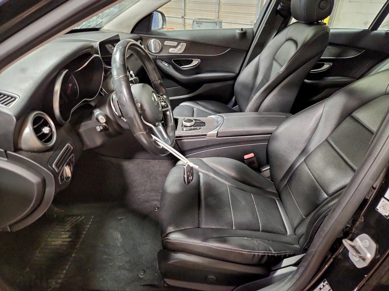 2020 Mercedes-Benz C 300 4Matic - Фото 7