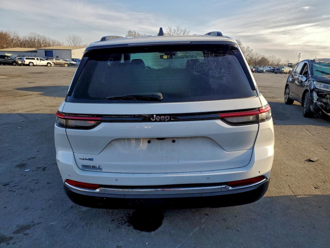 2024 Jeep Grand Cherokee Limited 4Xe - Image 6