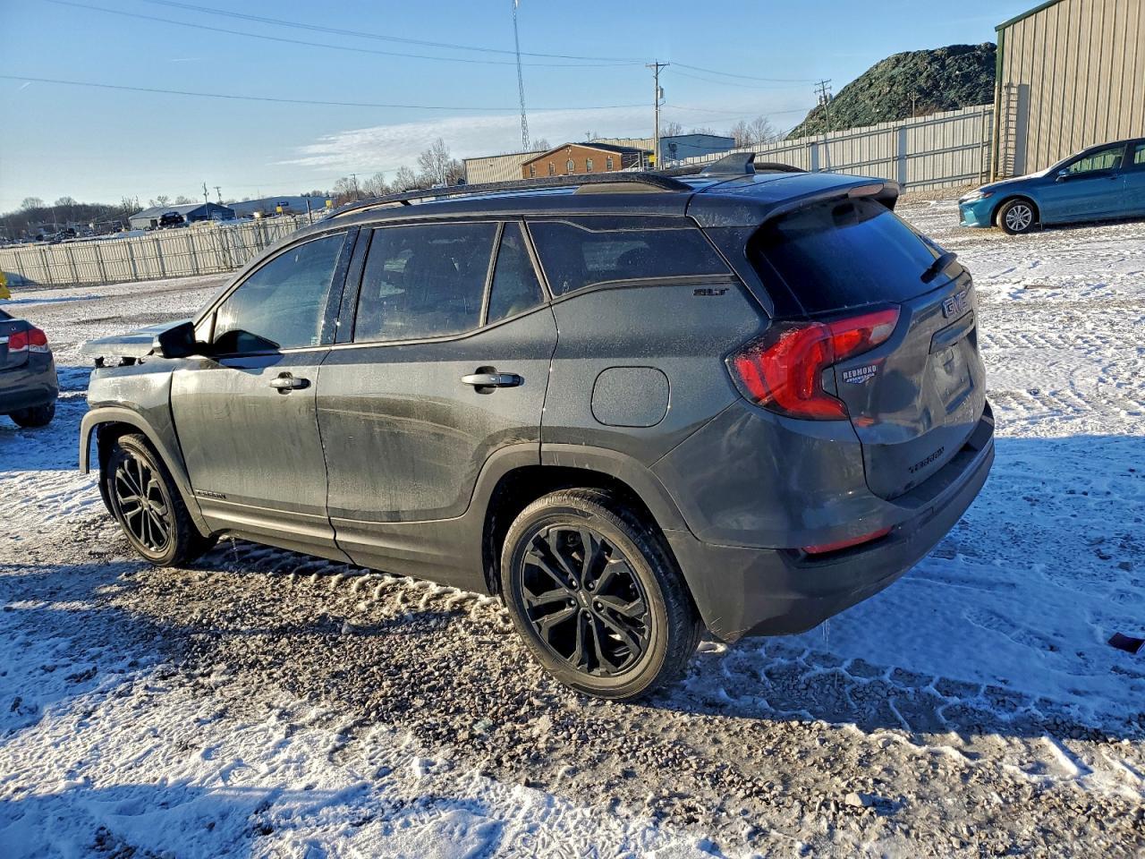 2021 GMC Terrain Slt - Фото 2