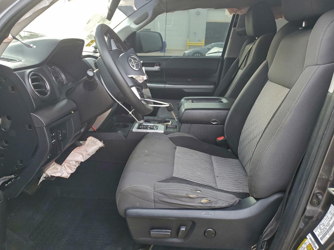 2016 Toyota Tundra Double Cab Sr - Image 7