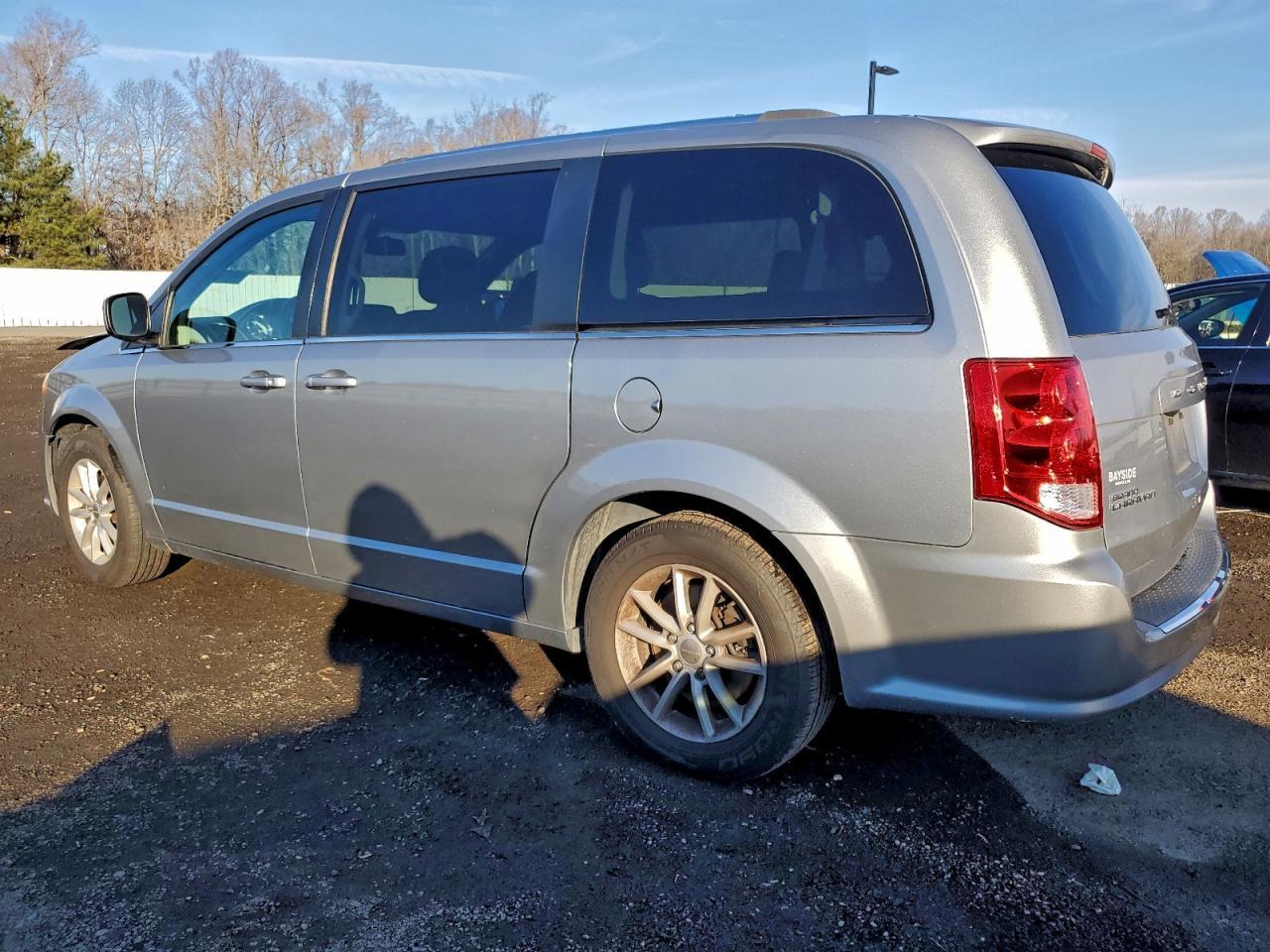 2019 Dodge Grand Caravan Sxt - Фото 2