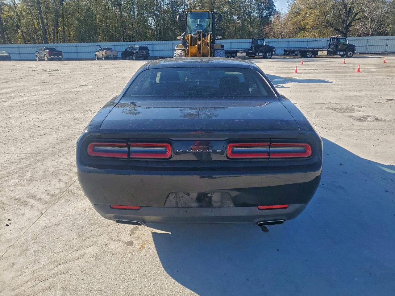 2016 Dodge Challenger Sxt - Image 6