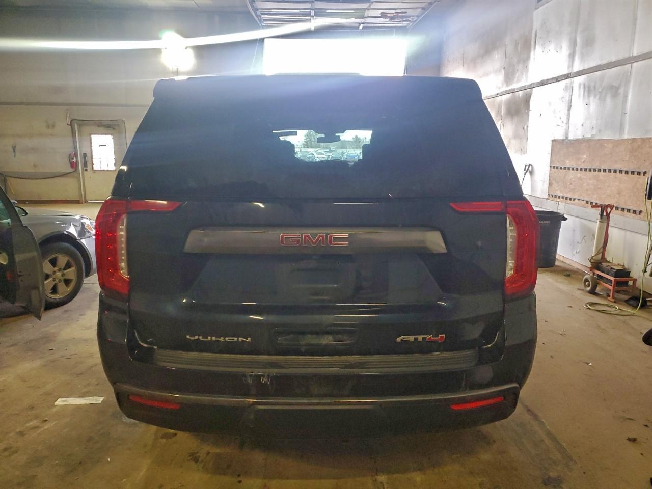 2021 GMC Yukon Xl K1500 At4 - Image 6