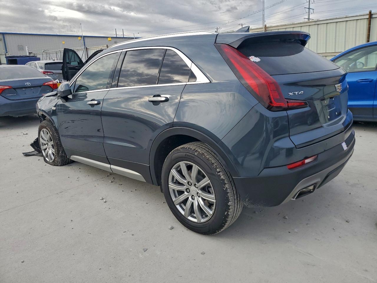 2020 Cadillac Xt4 Premium Luxury - Фото 2