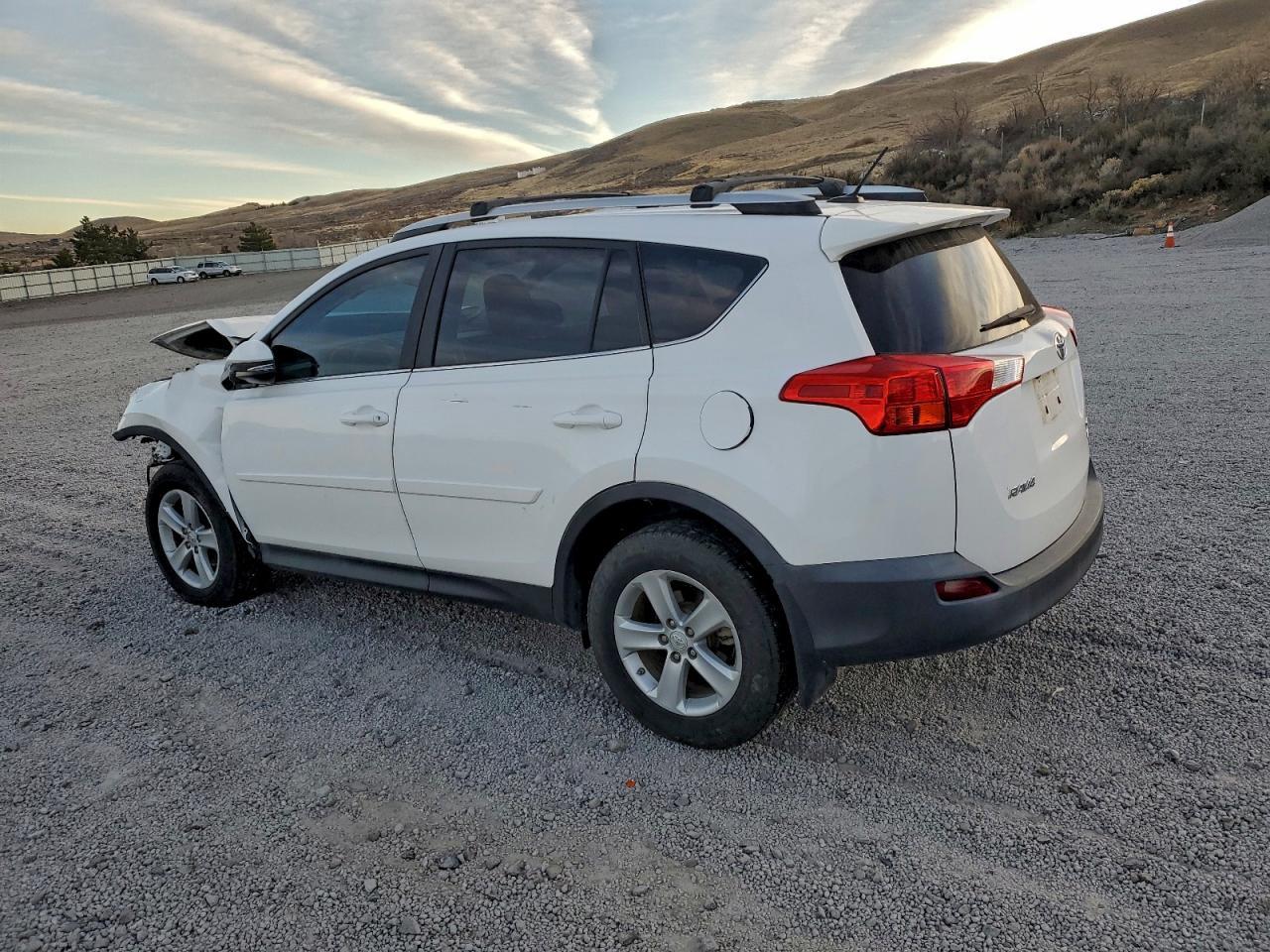 2014 Toyota Rav4 Xle - Фото 2