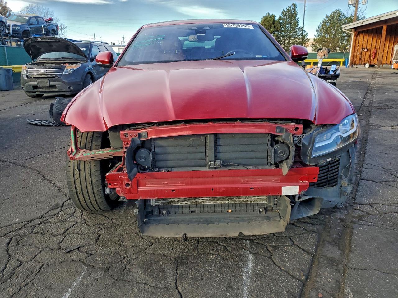 2017 Jaguar Xf R - Sport - Фото 5