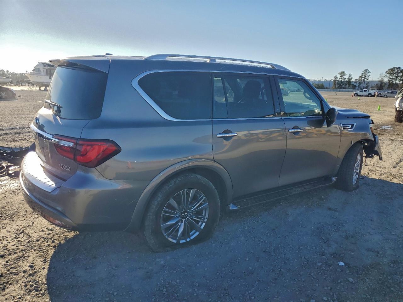 2021 Infiniti Qx80 Luxe - Image 3