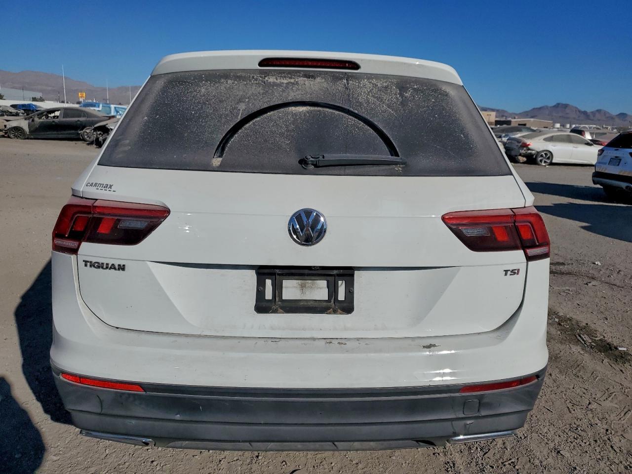 2018 Volkswagen Tiguan S - Фото 6