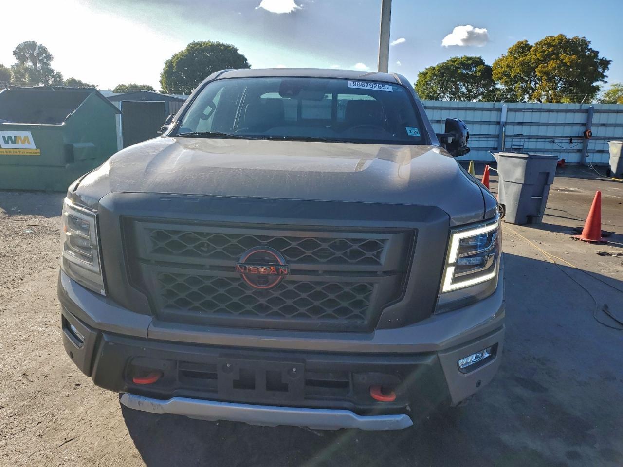 2024 Nissan Titan Pro-4X - Image 5