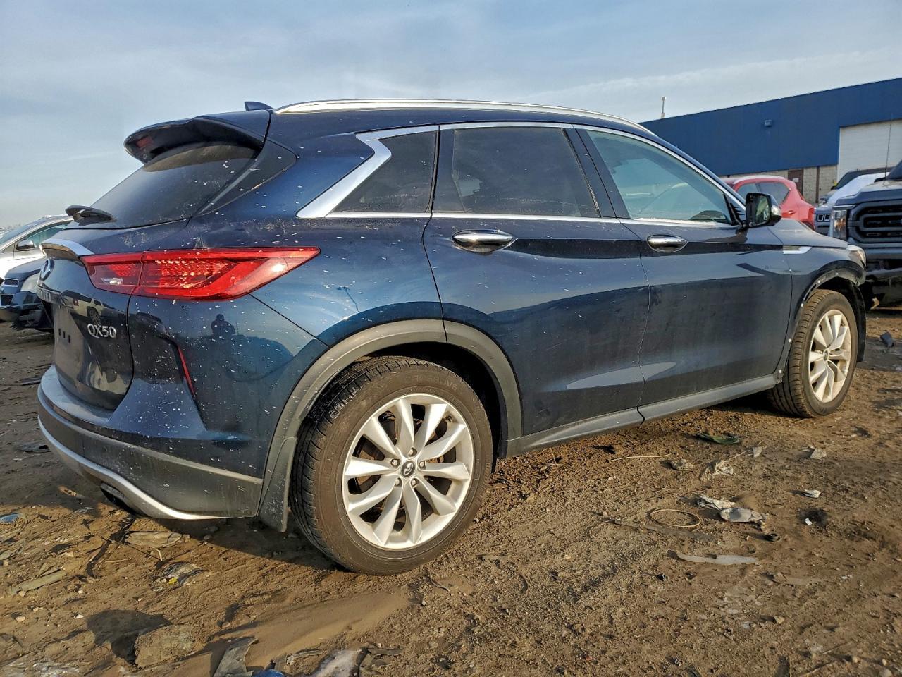 2019 Infiniti Qx50 Essential - Фото 3