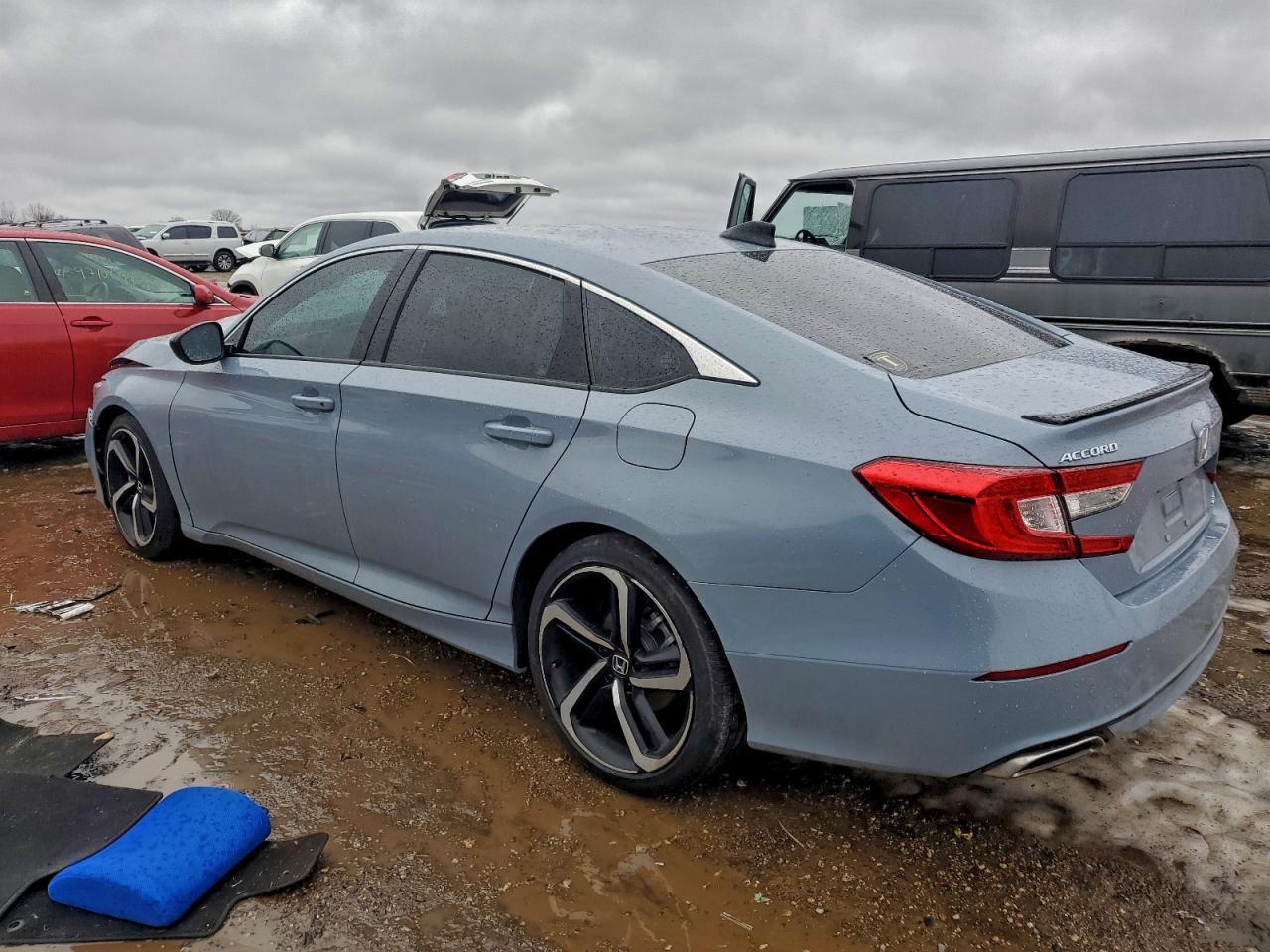 2022 Honda Accord Sport - Image 2