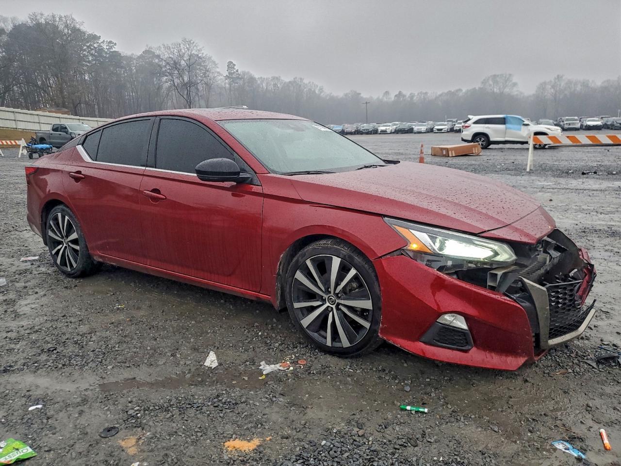 2021 Nissan Altima Sr - Фото 4