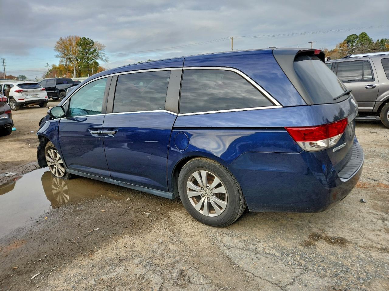 2016 Honda Odyssey Exl - Image 2